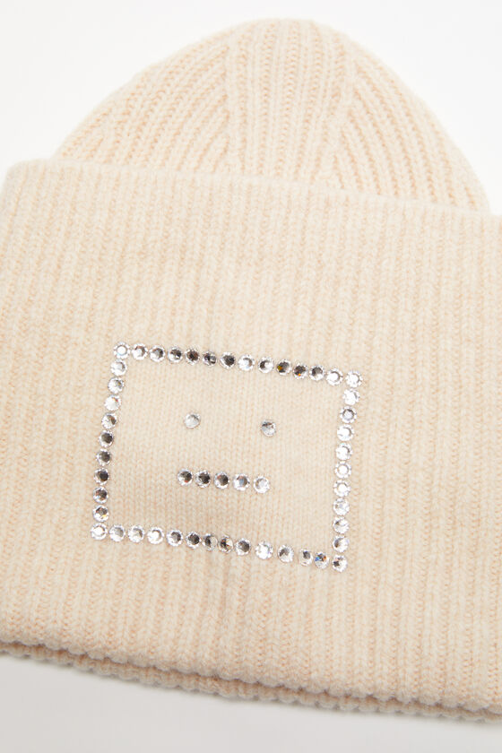 (image for) Healthy Embellished Face square beanie